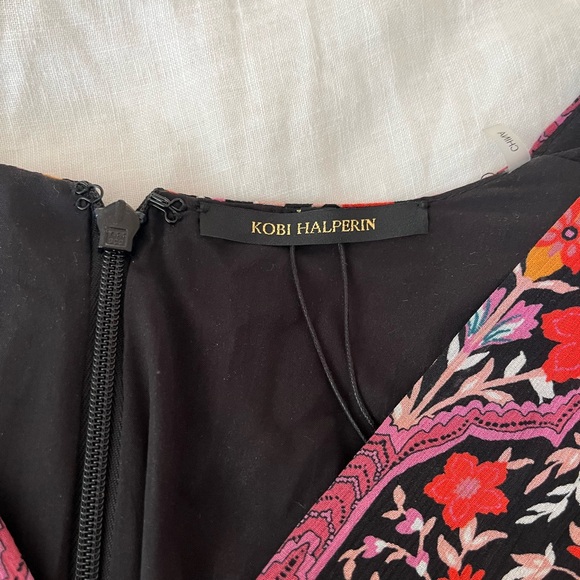 Gorgeous Designer Dress-size S BNWT - Picture 6 of 6